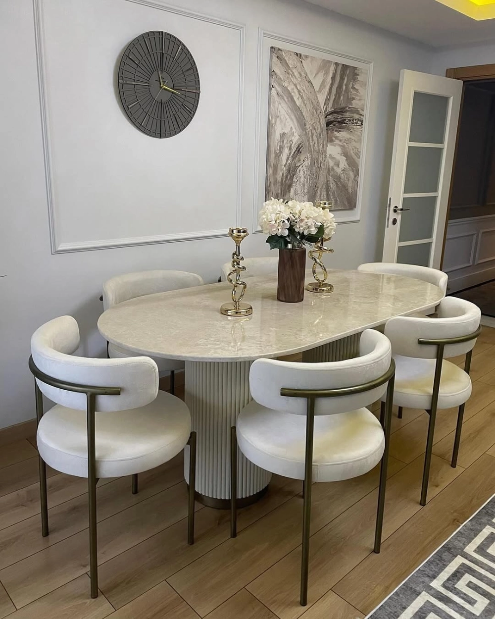 Trải nghiệm văn hóa á đông với bộ bàn ăn ngồi bệt kiểu nhật