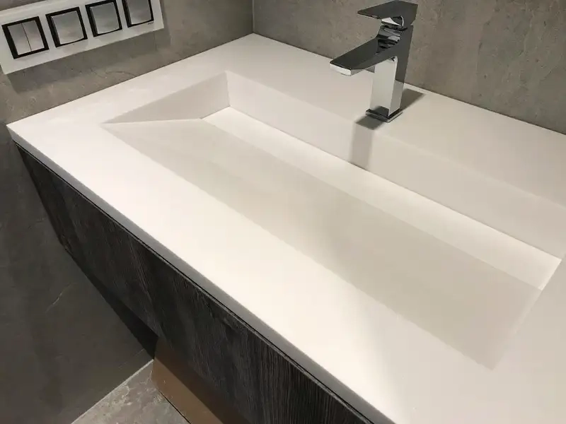 Bàn đá lavabo thông dụng phù hợp nhiều nhà