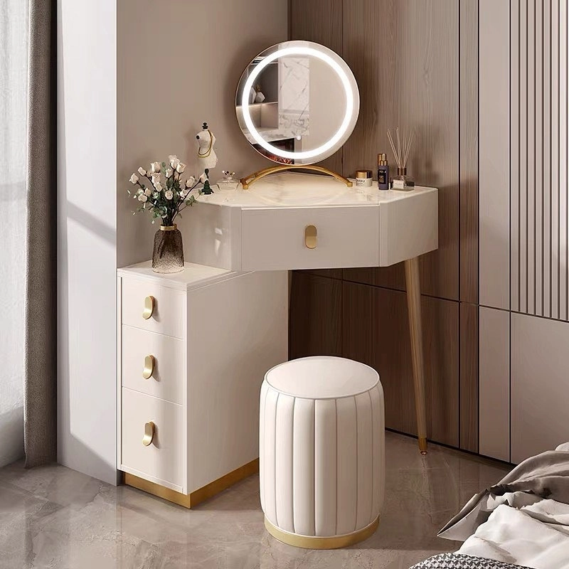 Mẫu bàn trang điểm kết hợp bàn làm việc phong cách tối giản