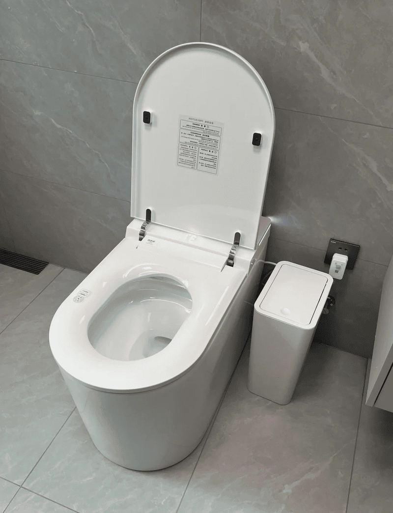 Bồn cầu thông minh tiện ích mang lại cảm giác thoải mái