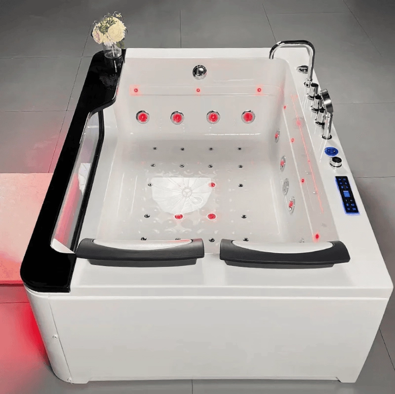 Bồn tắm massage phổ biến phù hợp nhiều nhà