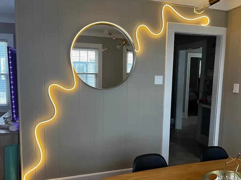 Tận hưởng ảnh đèn led dây phòng khách sang trọng