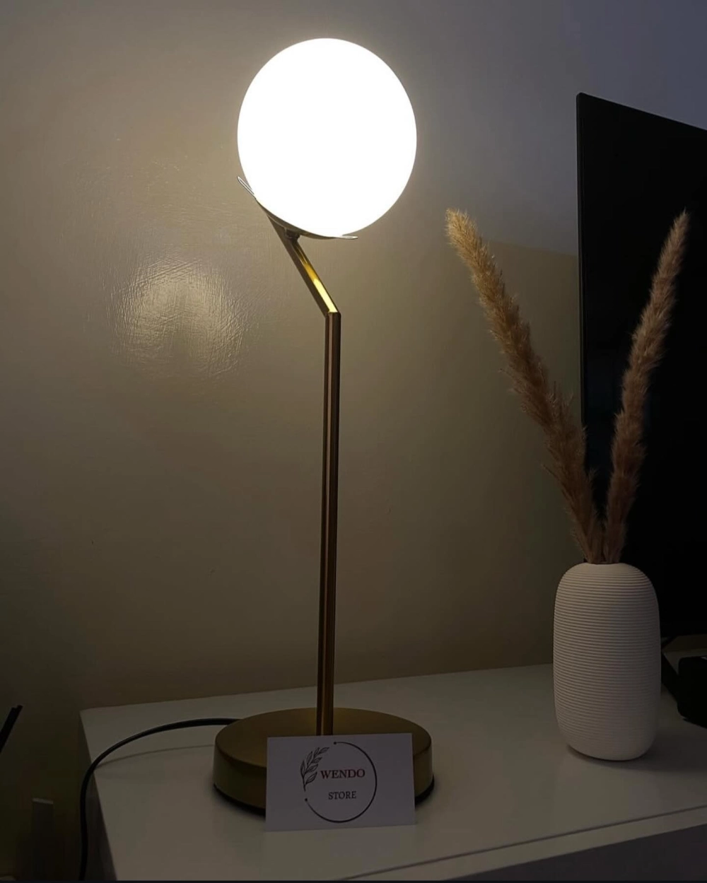 Đèn ngủ tân cổ điển chao vải sang trọng