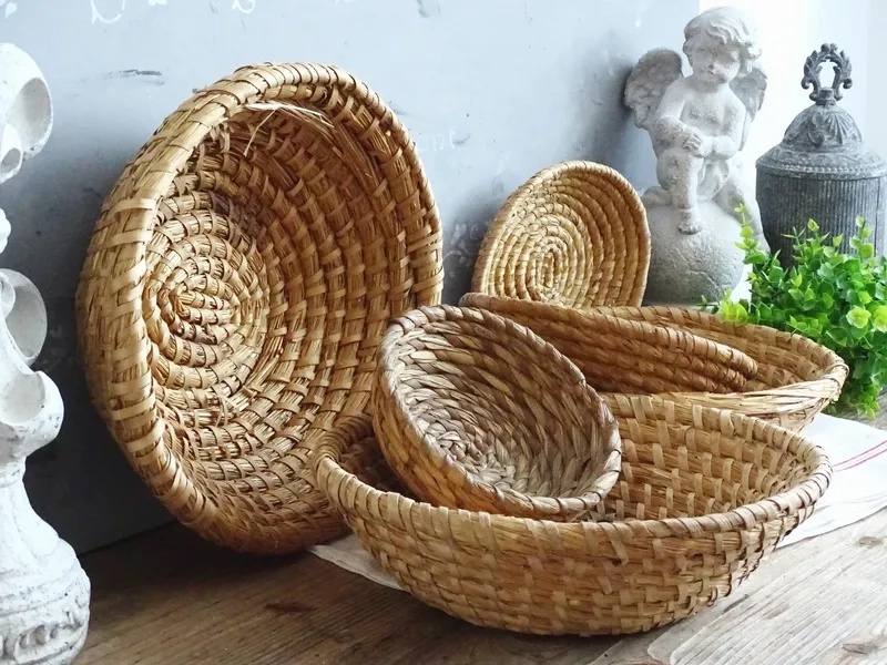 Tận hưởng ảnh giỏ cói không gian xanh trong nhà