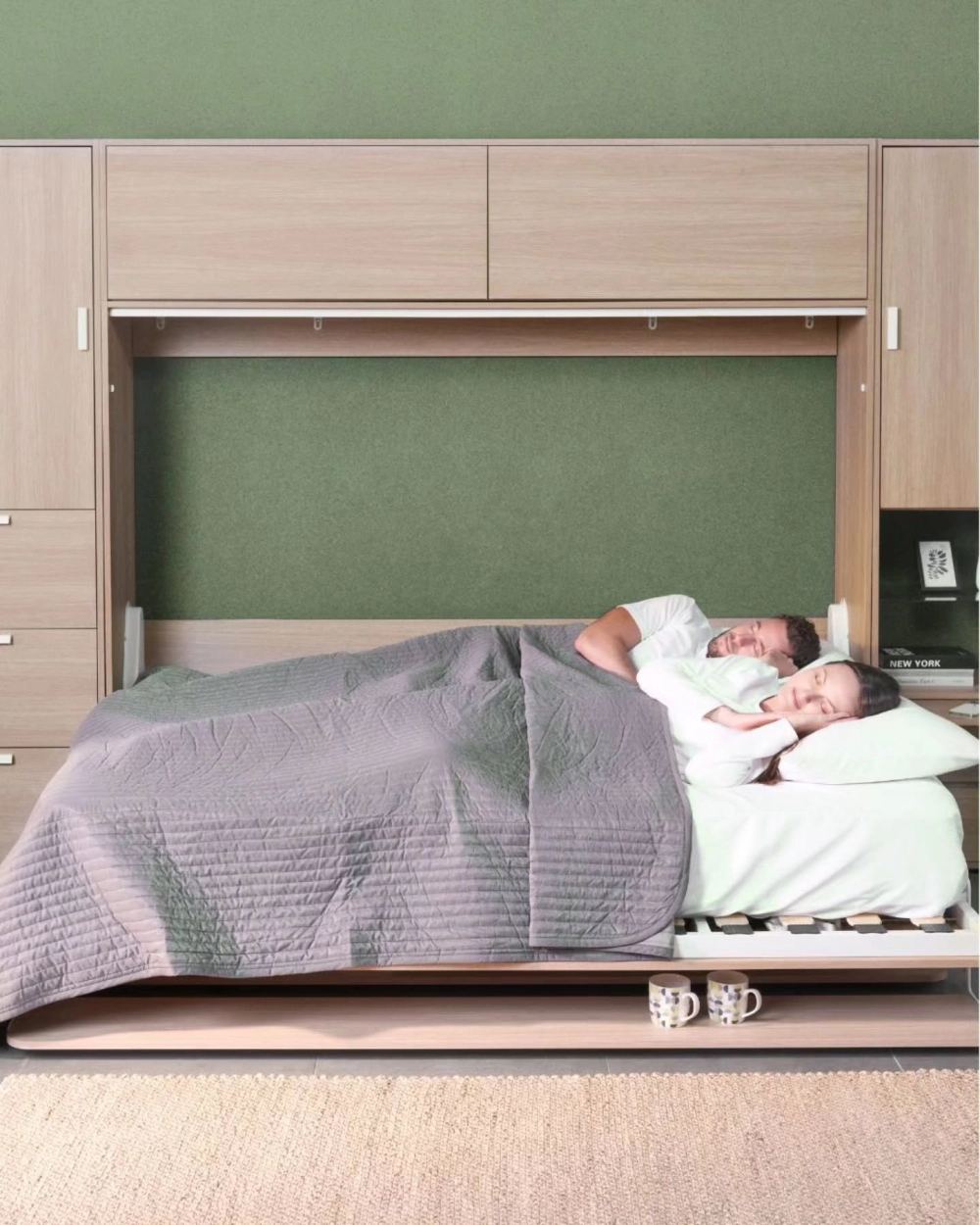 Thiết kế giường gấp thông minh ẩn tủ quần áo sang trọng