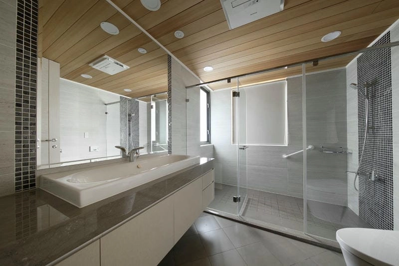 Gương nhà tắm giúp mở rộng không gian hiệu quả