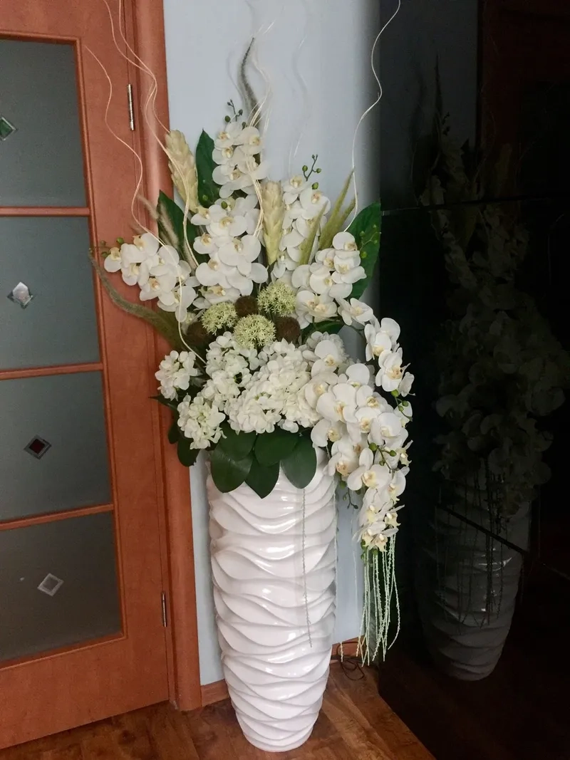 Trưng bày đẹp mắt nhờ ảnh lọ hoa giả trưng bày