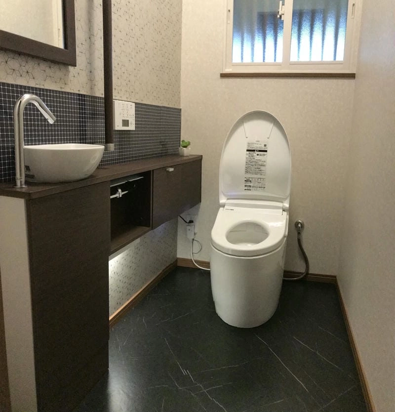 Nhà vệ sinh tiện nghi đáp ứng nhu cầu sinh hoạt