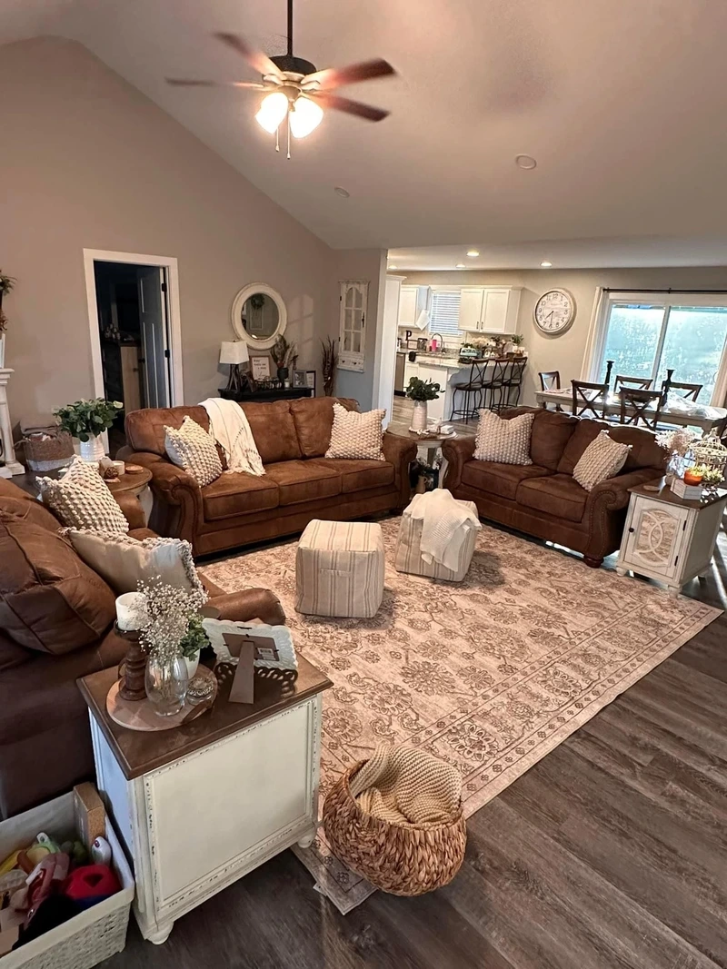 Xu hướng phòng khách nhà ống được ưa chuộng hiện nay