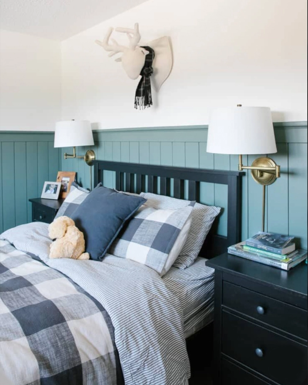 Không gian phòng ngủ siêu nhân cho bé trai đầy cảm hứng