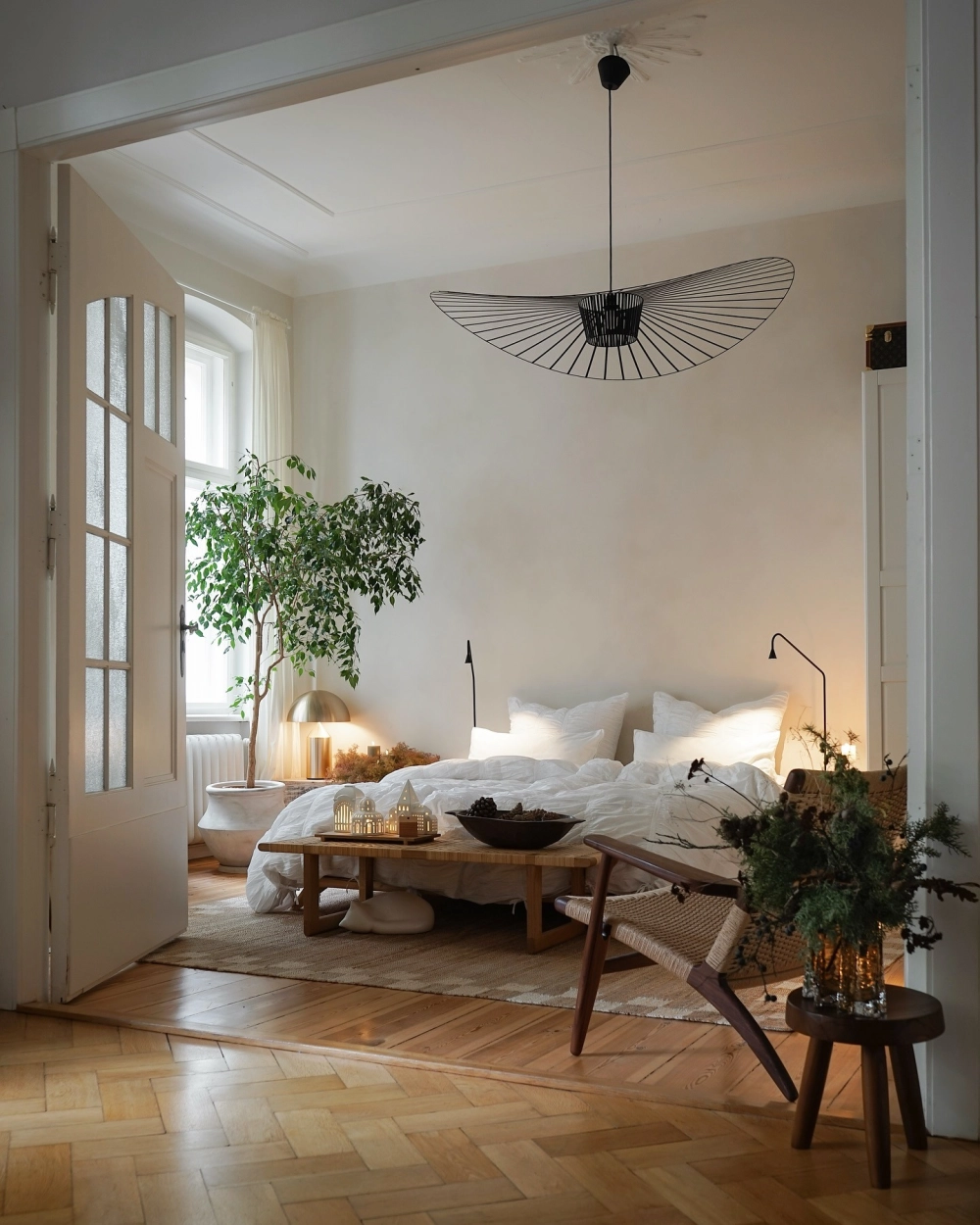 Hệ thống đèn led phòng ngủ chill tạo hiệu ứng bầu trời đêm lung linh