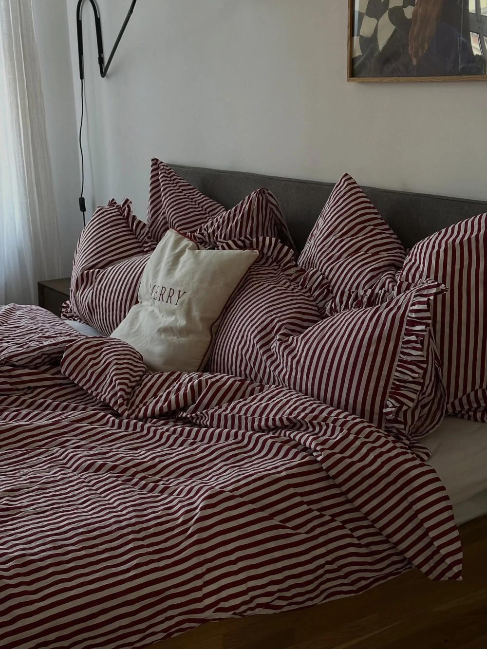 Tổng thể không gian thiết kế phòng ngủ chill phong cách hàn quốc tông màu be ấm áp