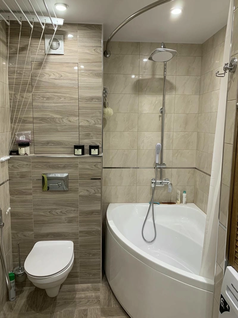 Phòng tắm nhỏ đẹp phổ biến phù hợp nhiều gia đình