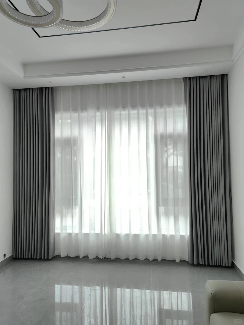 Sang trọng và tinh tế cùng rèm cửa phòng khách sang trọng