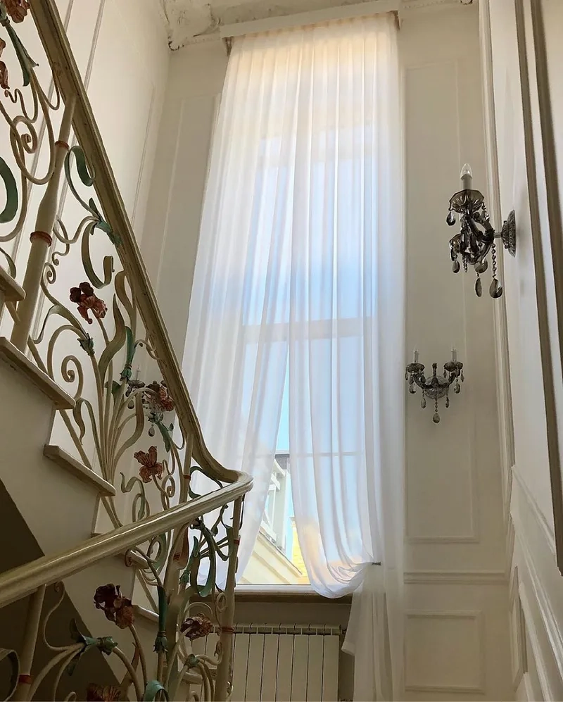 Tạo nét sang trọng với ảnh rèm cửa sổ cổ điển quý phái