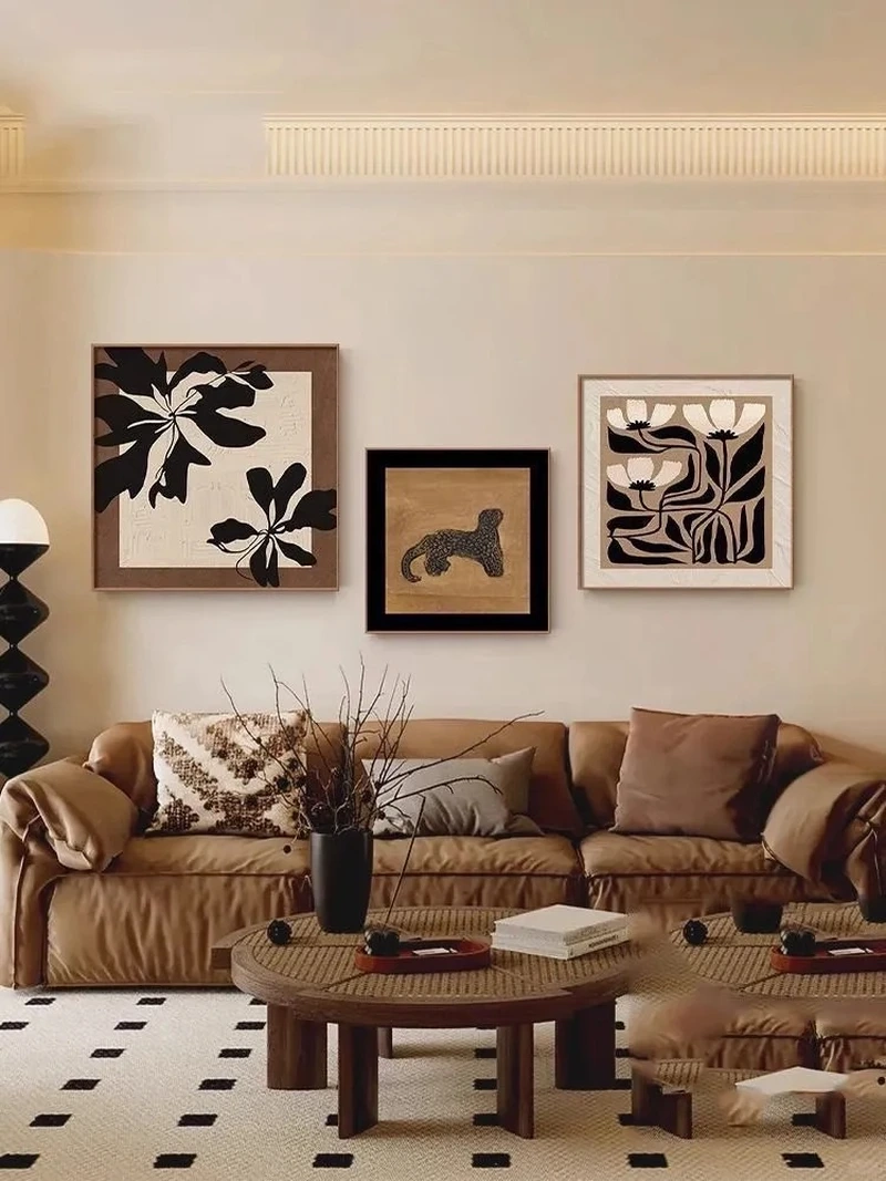 Hoàn thiện nội thất cùng tranh treo phòng khách nội thất hiện đại