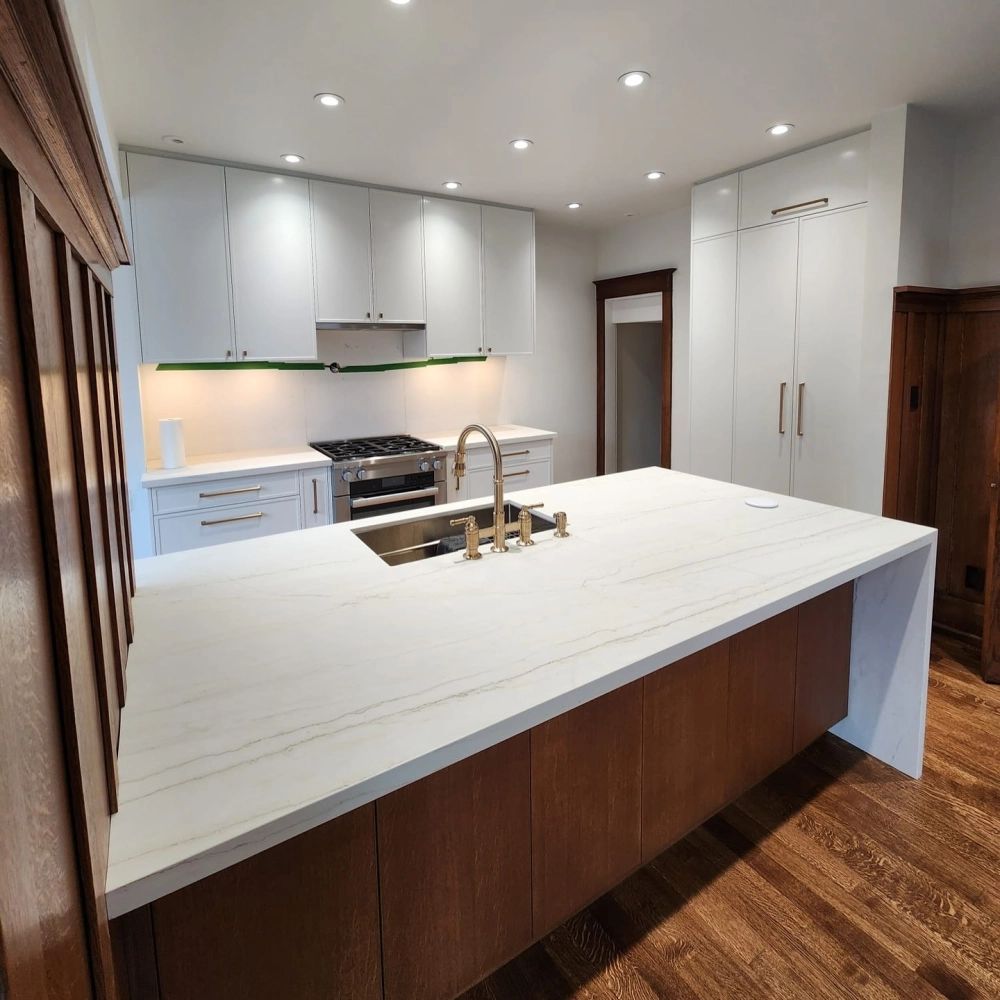 Tủ bếp gỗ công nghiệp phủ melamine vân vải độc đáo