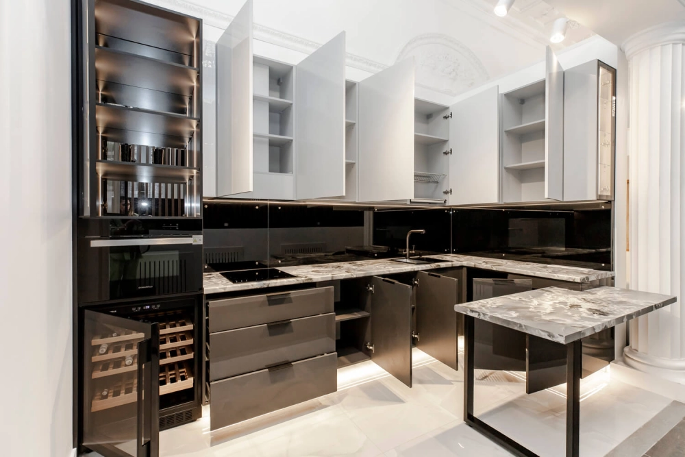 Giá bát nâng hạ thông minh tiện lợi cho mọi thành viên