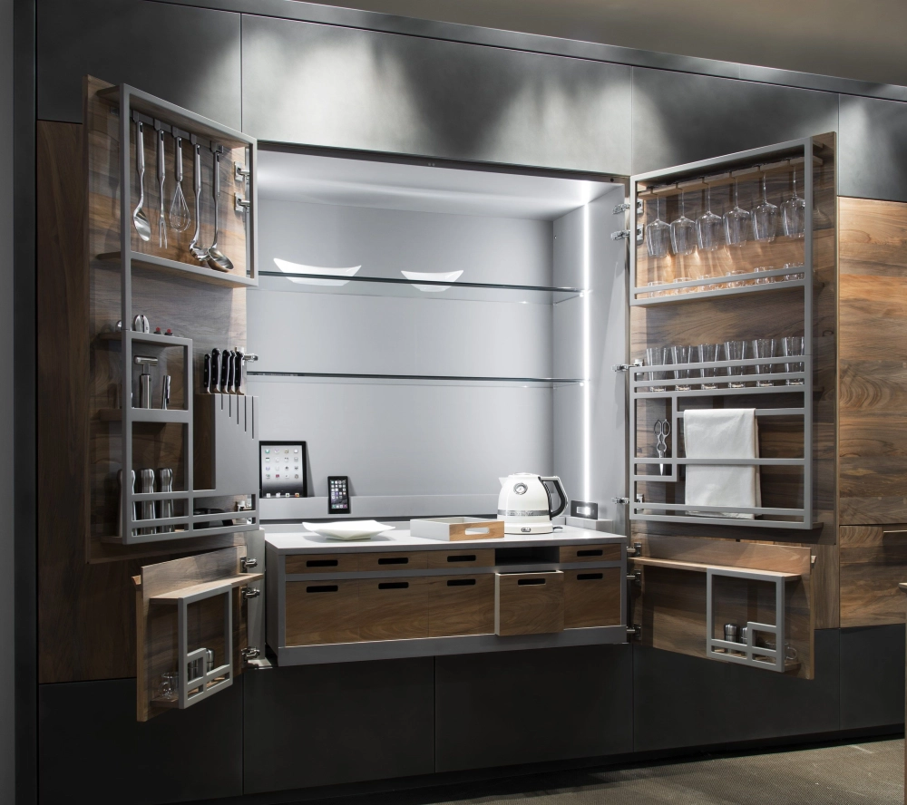 Thiết kế tủ bếp thông minh cho nhà nhỏ màu trắng tinh tế