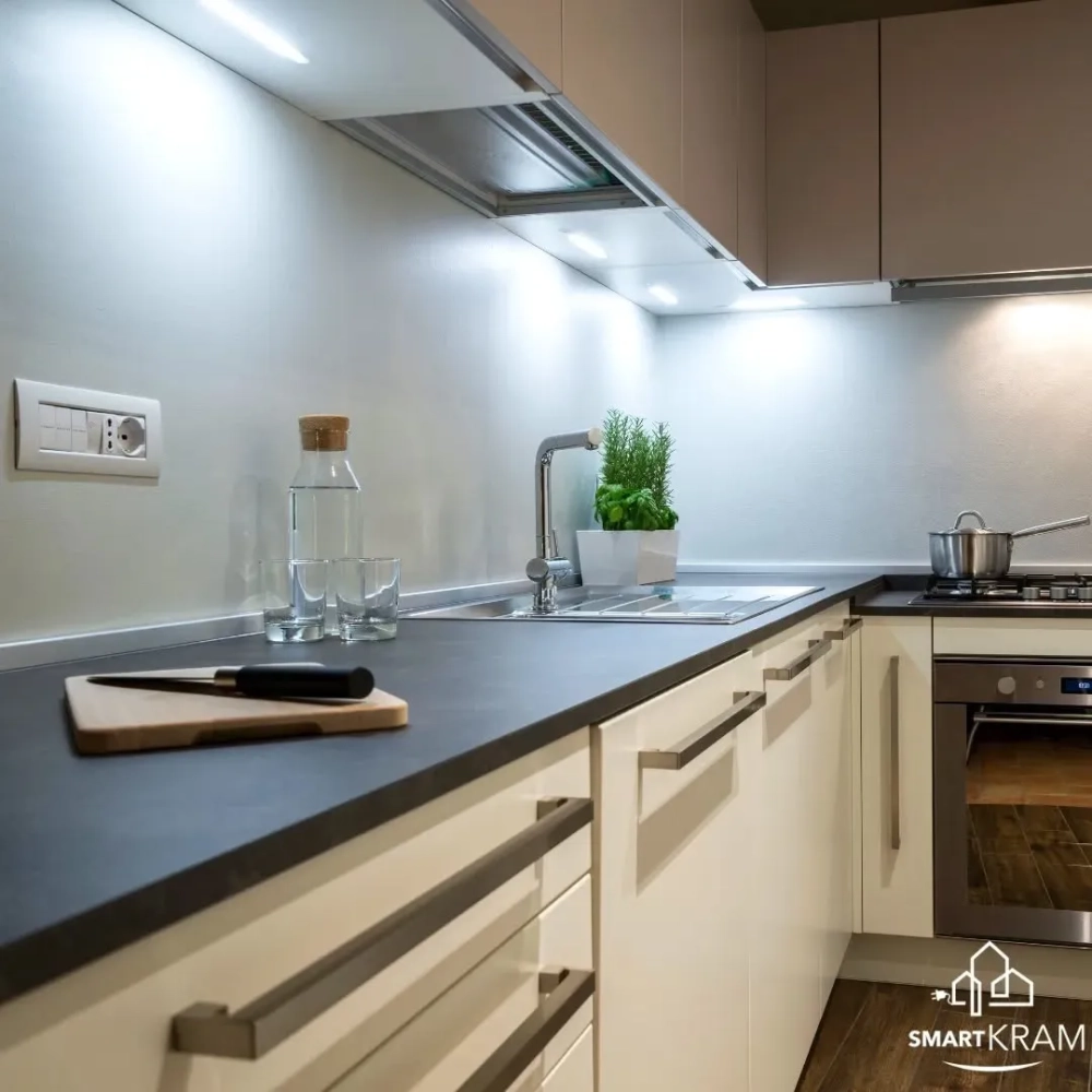 Thiết kế tủ bếp thông minh đảo bếp kết hợp quầy bar nhỏ