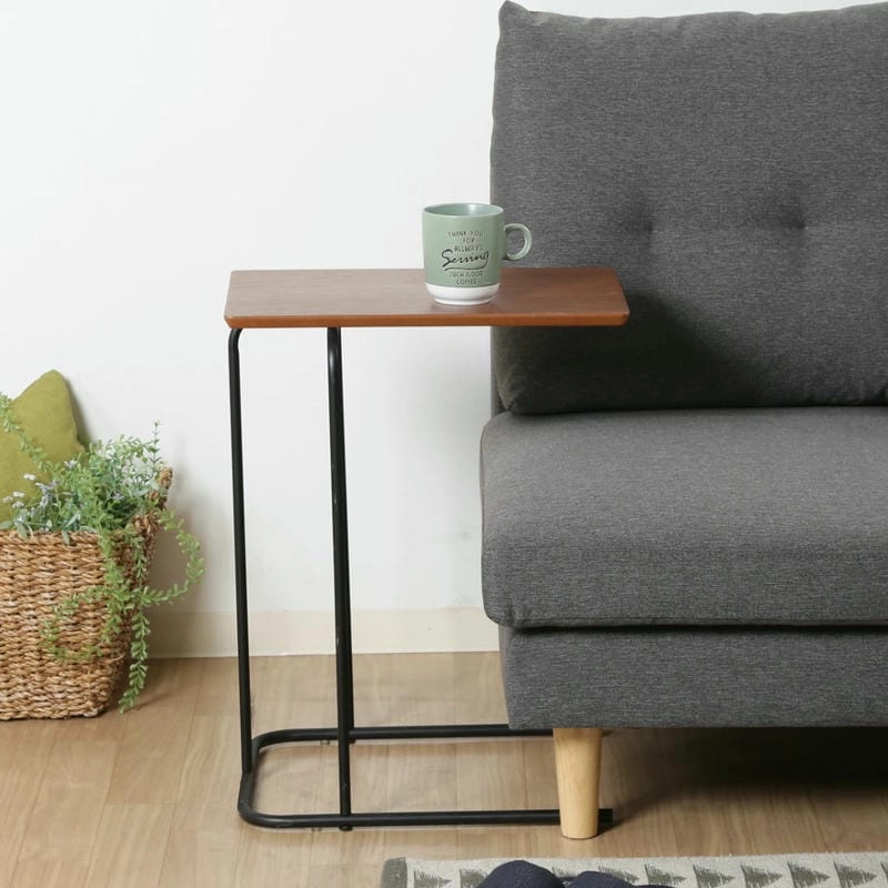 Bàn trà gỗ cao cấp tôn lên vẻ sang trọng