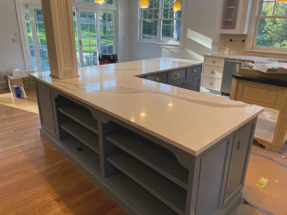 Mẫu đá thạch anh cao cấp chống thấm cho khu vực nấu nướng