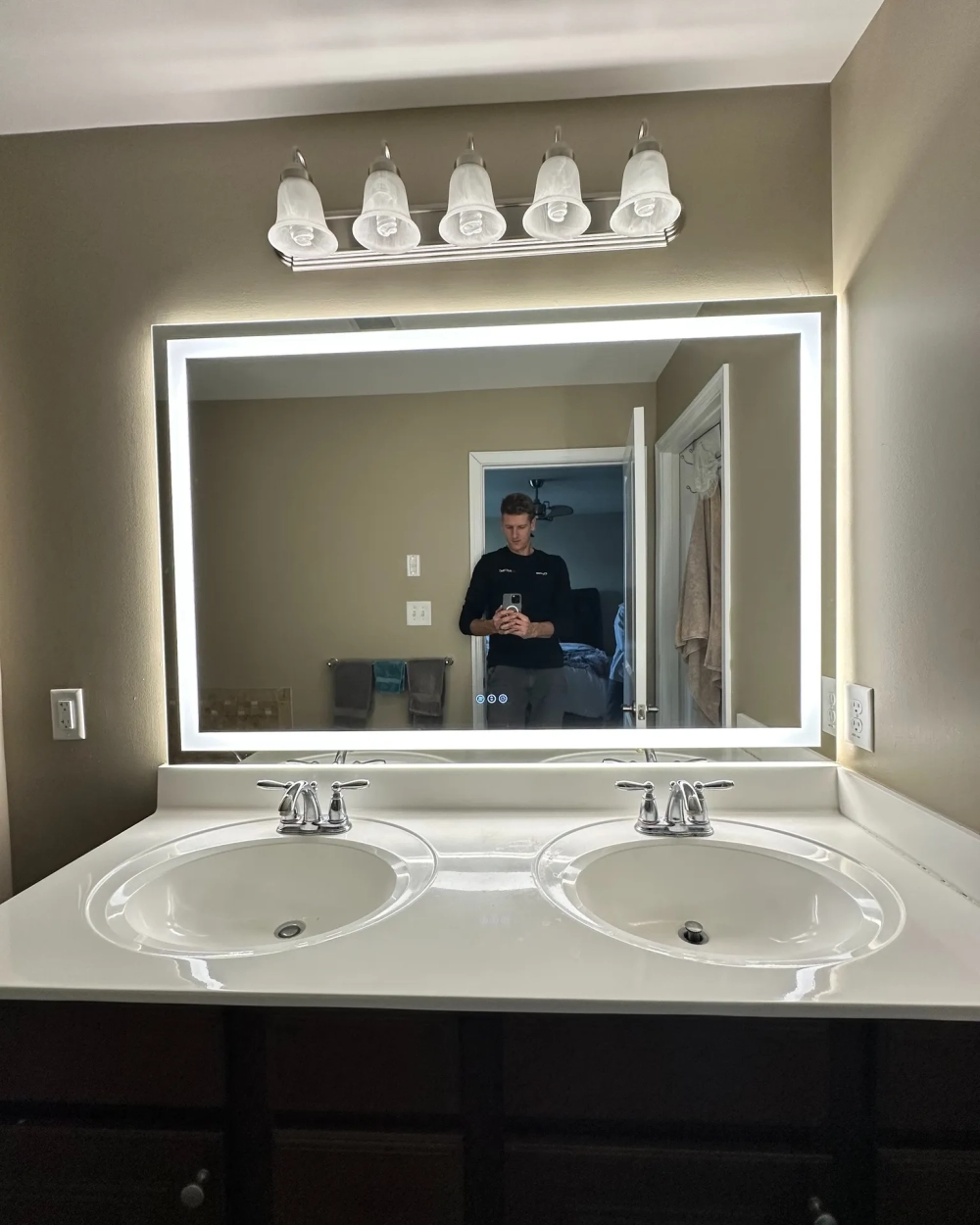 Hệ thống sấy màng gương chống mờ sương hiện đại