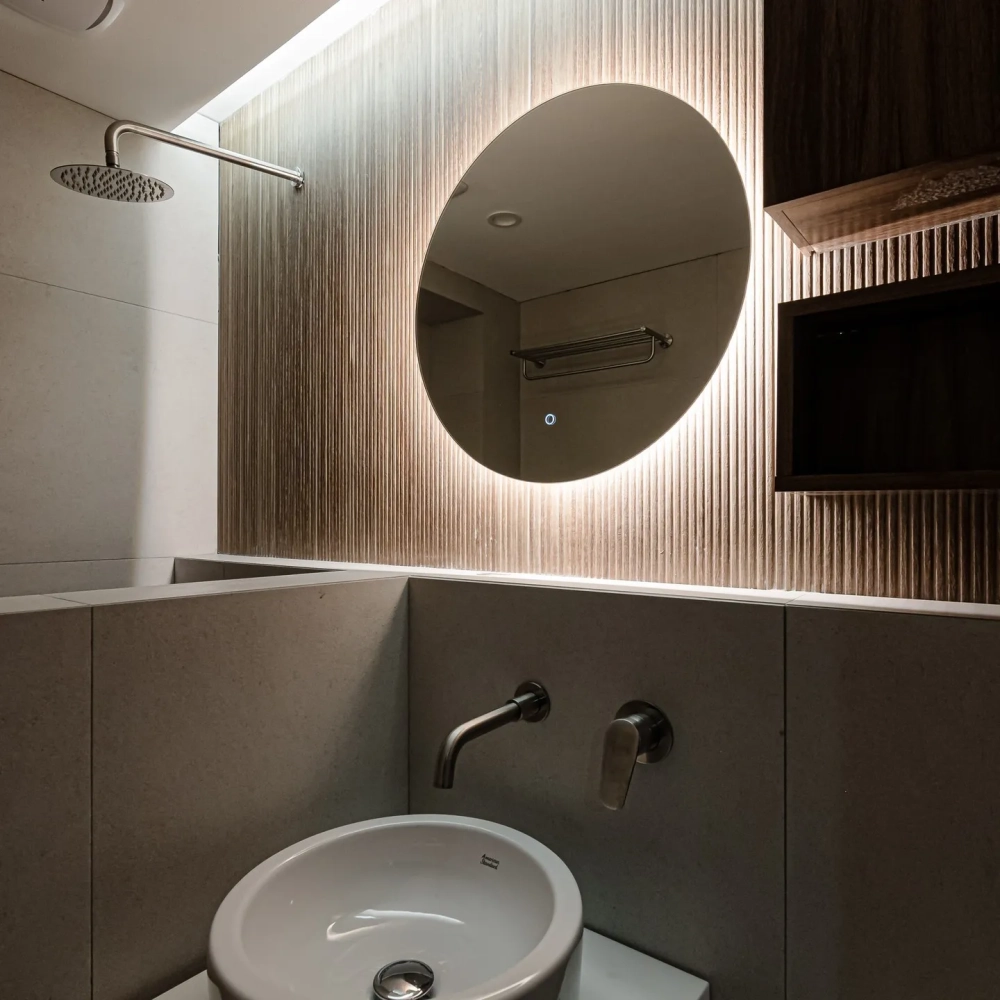 Gương led cảm ứng nhà tắm phôi Bỉ nhập khẩu chính hãng