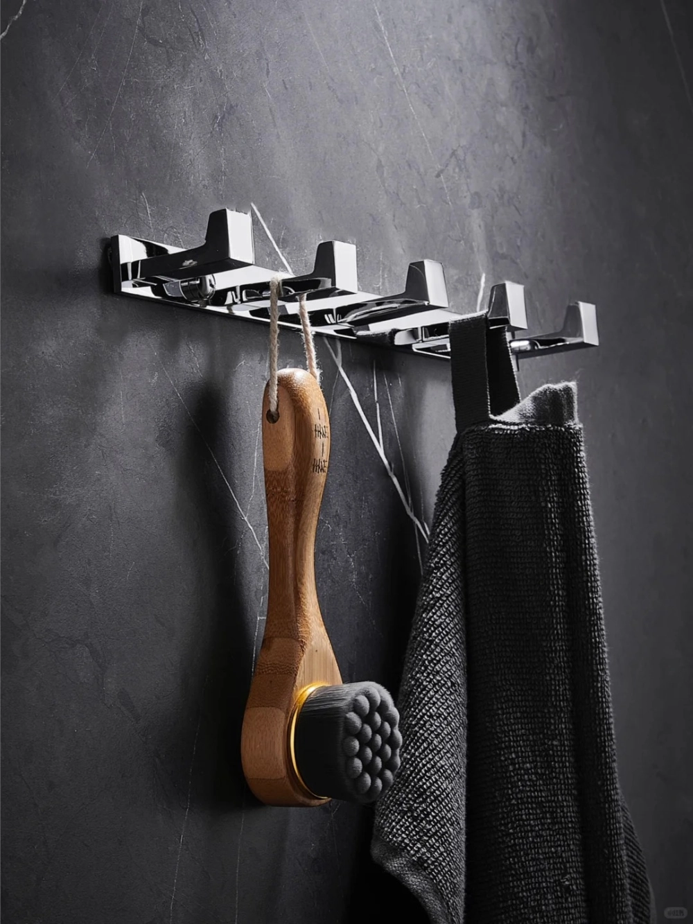 Móc treo quần áo inox 304 đính đá sang trọng bền bỉ