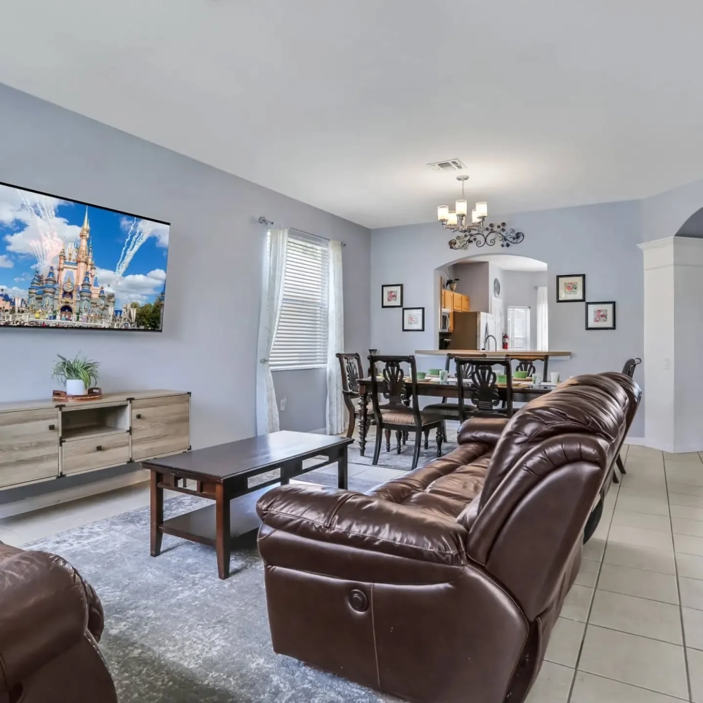 Sofa thông minh màu kem trang nhã cho phòng khách rộng rãi