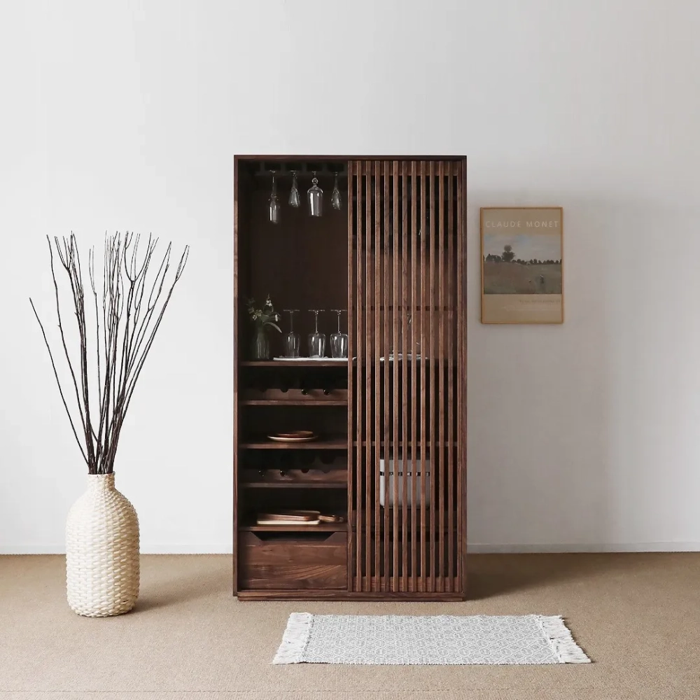 Tủ rượu góc phòng khách tận dụng tối đa không gian chết